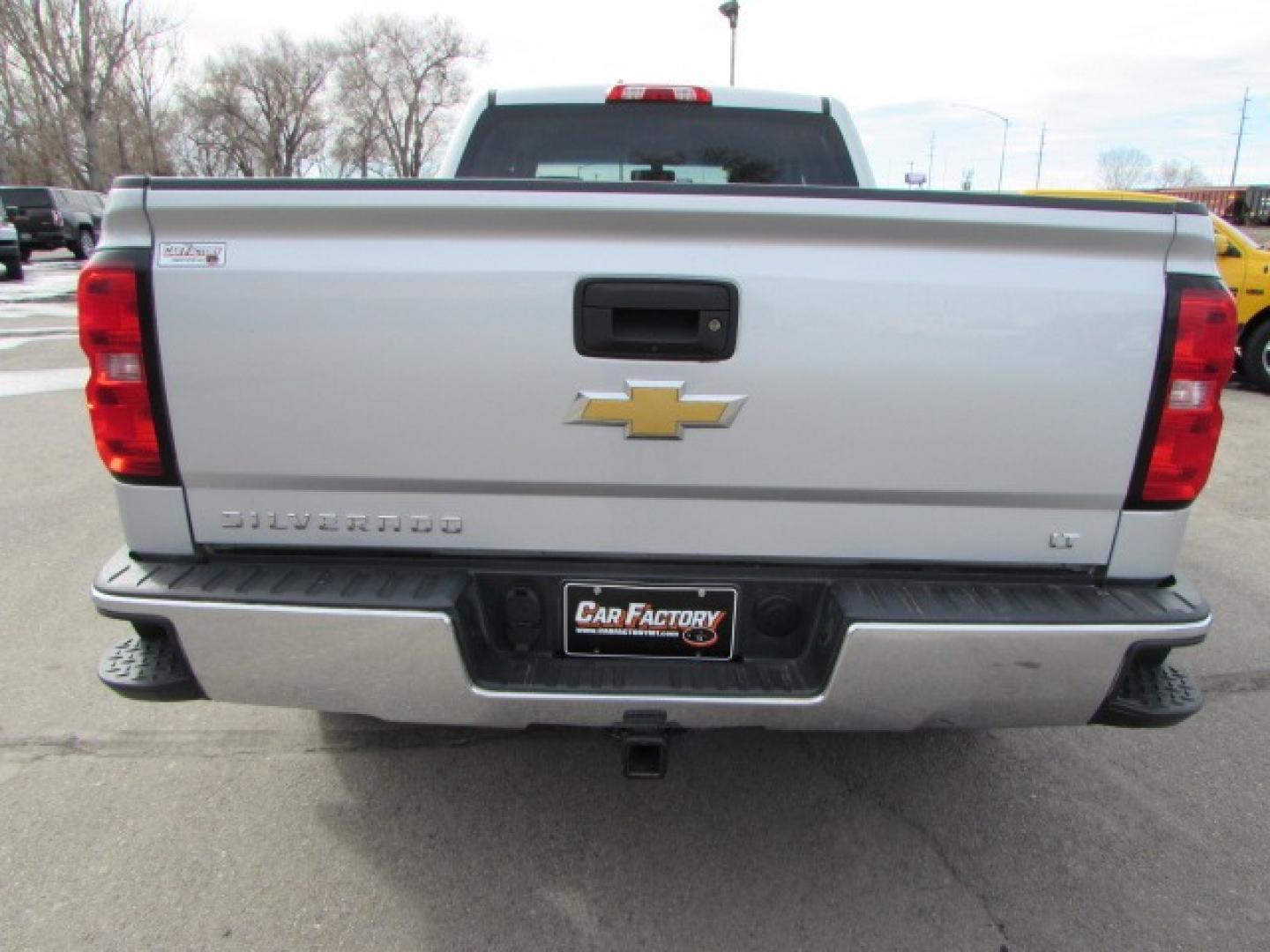 2017 Silver /Gray Chevrolet Silverado 1500 LT (1GCVKREC1HZ) with an 5.3 V8 engine, 6 speed automatic transmission, located at 4562 State Avenue, Billings, MT, 59101, (406) 896-9833, 45.769516, -108.526772 - Photo#2